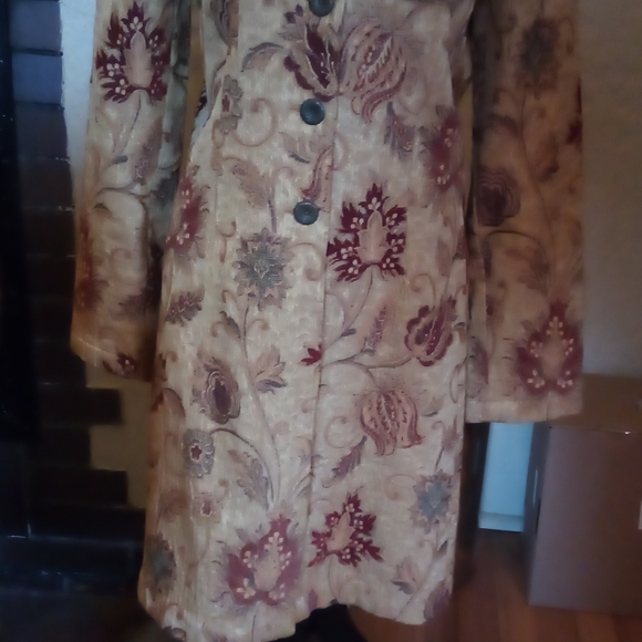 Cabi jacket. With an updated vintage vibe. - Picture 3 of 11